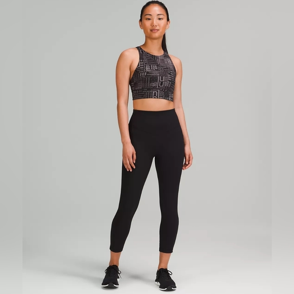 Lululemon Energy Bra, High Neck, Long Line,Sz. 6, Ombre Black,Multi print, NWT - Picture 3 of 13